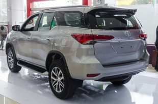 Chia Sẻ Cách Sử Dụng Toyota Fortuner 2017 26
