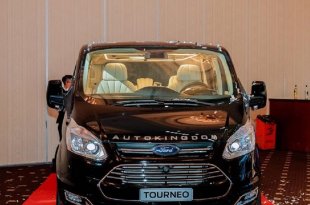 Ford Tourneo- Limousine