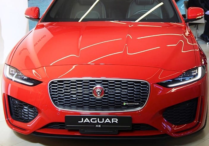  Jaguar XE 2020