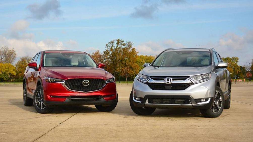  800 millones a 1 mil millones: ¿Debería elegir Mazda 6 o el viejo CR-V?