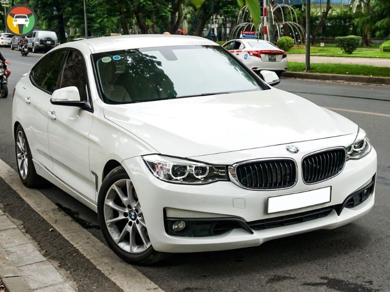 Cầm 500-700 Triệu Mua Xe Cũ Sành Điệu Đẹp Xuất Sắc 13 BMW 3 Series (F30 – Đời 2013–2015)