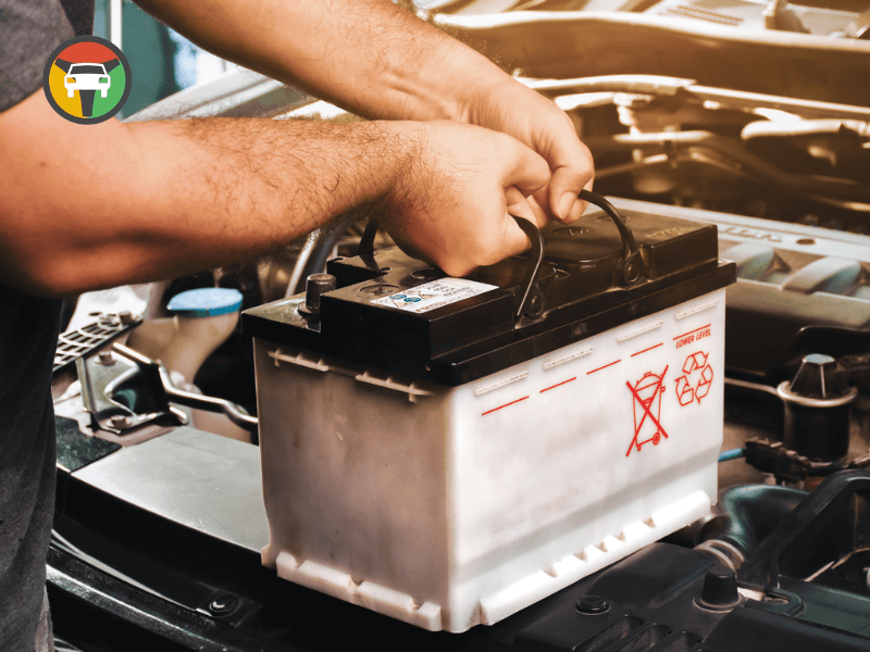 Thông Tin & Mẹo Sử Dụng Ắc Quy Ô Tô 8 Yếu tố nào làm giảm tuổi thọ ắc quy ô tô?