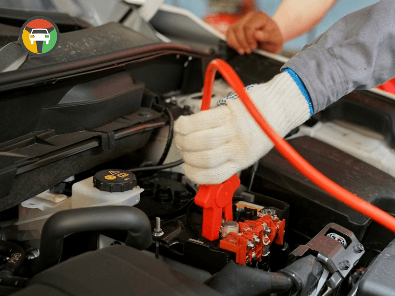 Thông Tin & Mẹo Sử Dụng Ắc Quy Ô Tô 9 Những thói quen nào khiến ắc quy nhanh hỏng sớm?