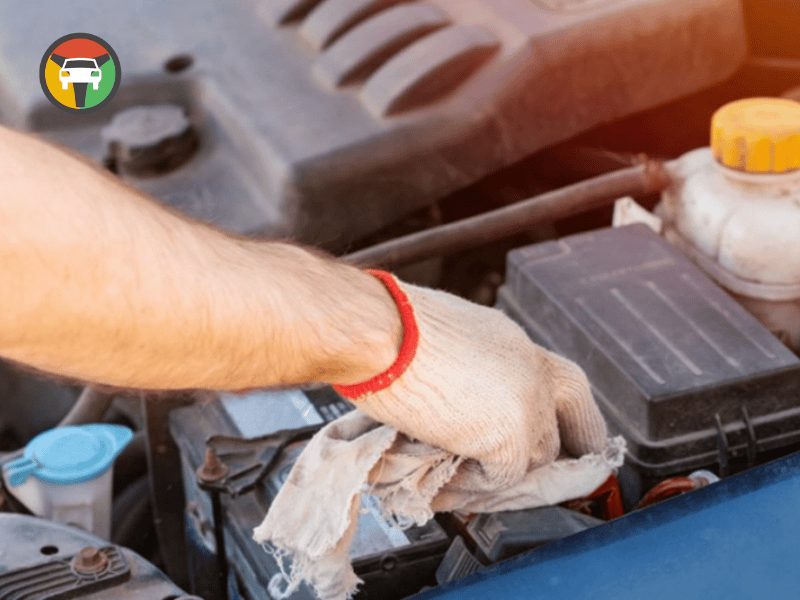 Thông Tin & Mẹo Sử Dụng Ắc Quy Ô Tô 12 Làm thế nào để kéo dài tuổi thọ ắc quy ô tô?