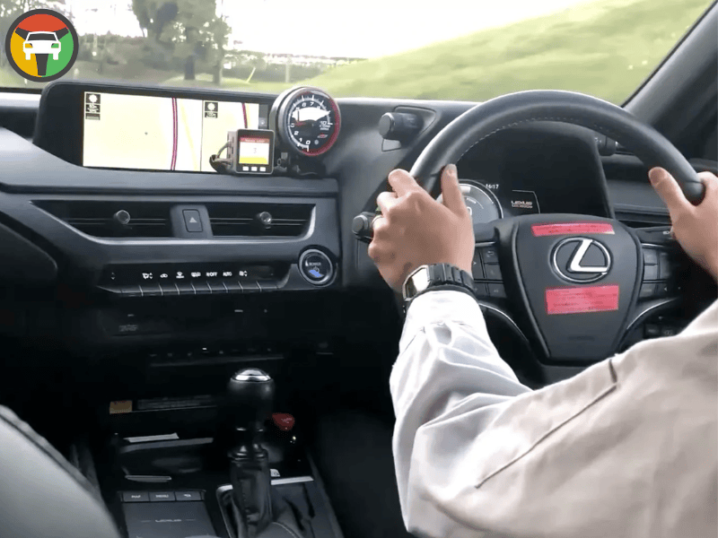 Kỹ thuật lái xe số sàn khi leo dốc – đổ dốc