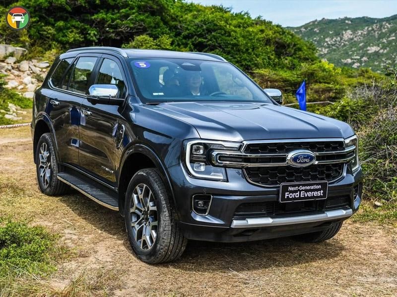Xe Ford Everest