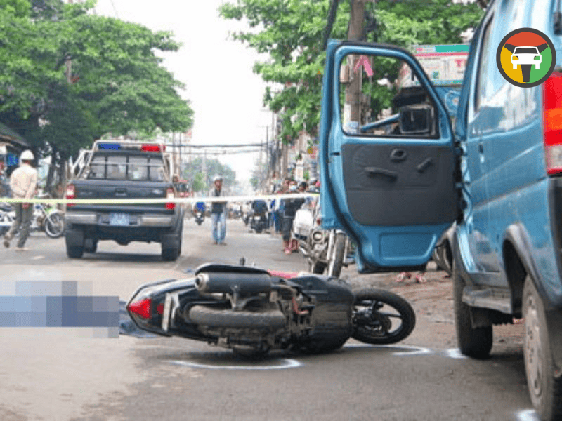 Làm Thế Nào Để Tránh Vi Phạm, Gây Tai Nạn Khi Mở Cửa Xe Ô Tô?