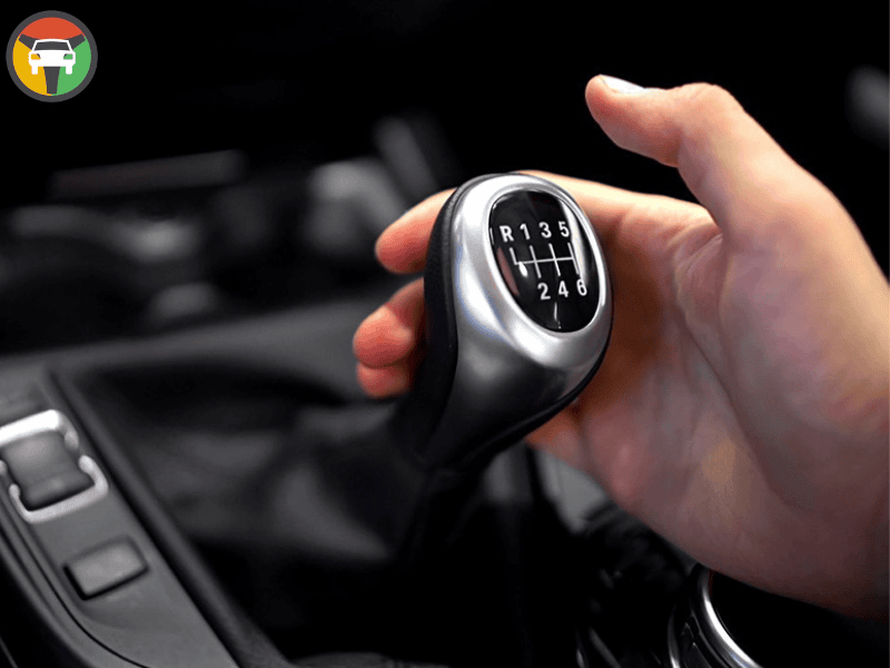 Lám quen hộp số và cách vào số