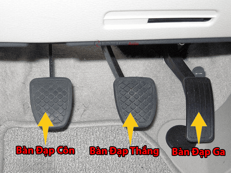 Khi thi bằng lái xe nên sử dụng côn và thắng như thế nào?