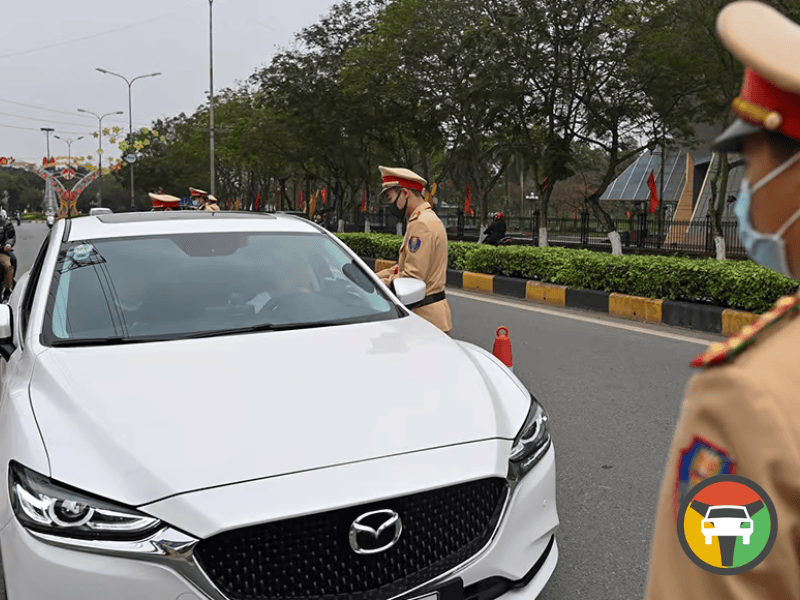 Các Trường Hợp Vi Phạm Bị Giữ Xe Máy, Ô Tô, Xe Điện 8 Khi nào ô tô bị tạm giữ theo nghị định 168/2024/ND-CP?