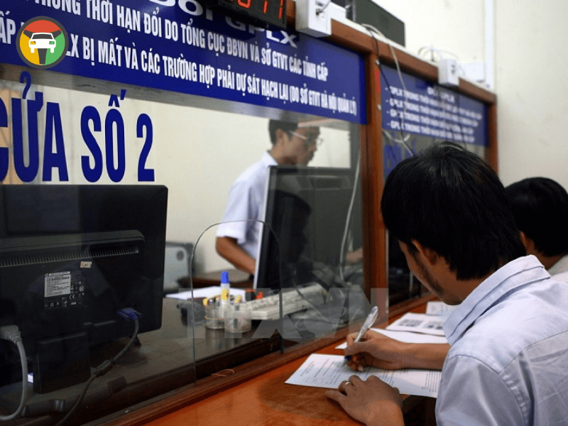 Thủ tục đổi bằng lái xe B1 cũ sang hạng bằng tương đương như thế nào?