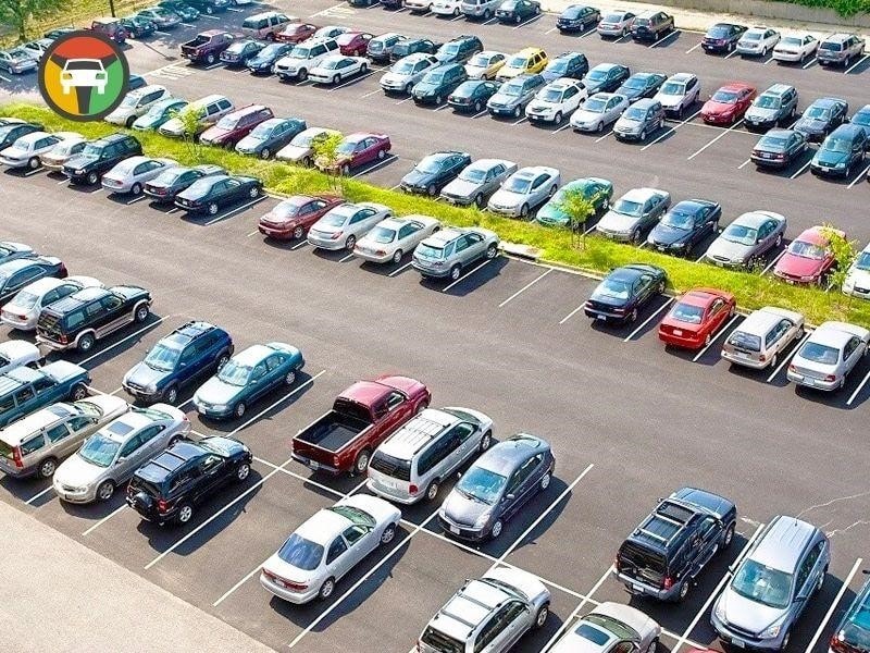 Hướng Dẫn Đậu Xe Ô Tô Đúng Cách Bất Chấp Độ Khó 14 Đậu xe trong bãi giữ xe đông đúc