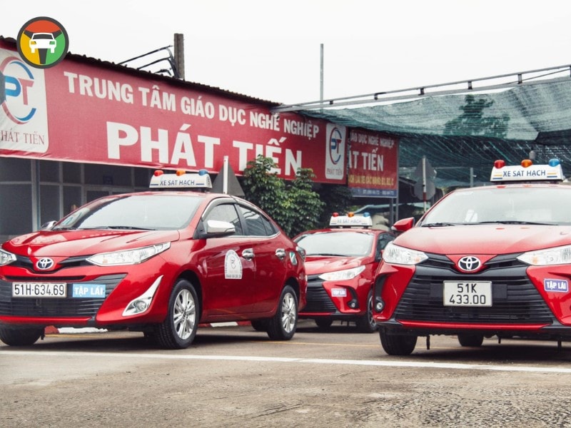 Lưu ý khi thuê xe tập lái tại Tân Phú