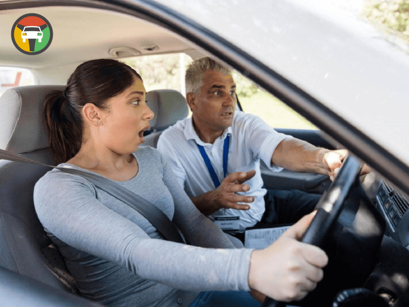 Nguyên tắc lái xe số sàn an toàn