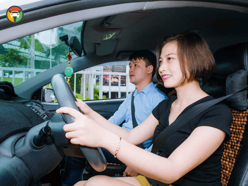 Bằng Lái Xe Hạng B Là Gì?