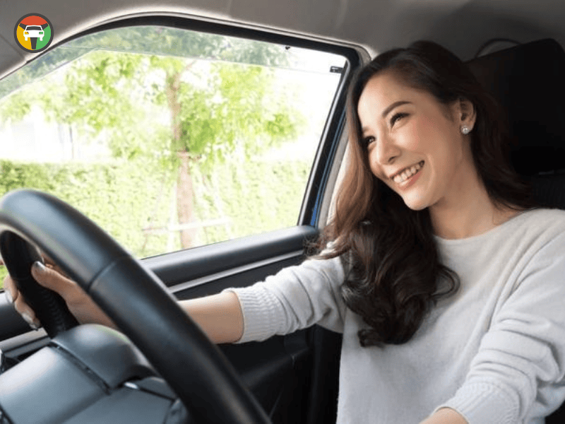 Phụ nữ nên học bằng B số tự động hay số sàn?