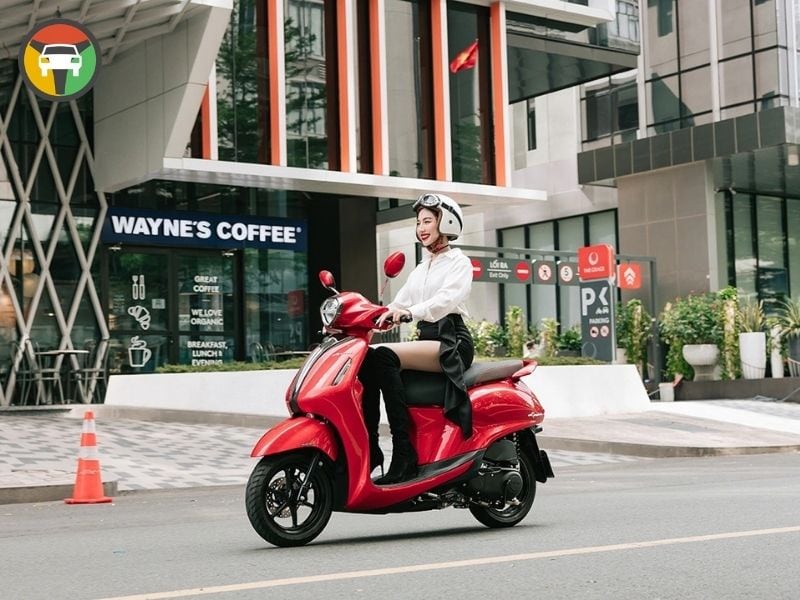 Tư Thế Ngồi Lái Xe Máy Chuẩn Không Bị Mỏi Lưng 11 Tư thế lái xe ga