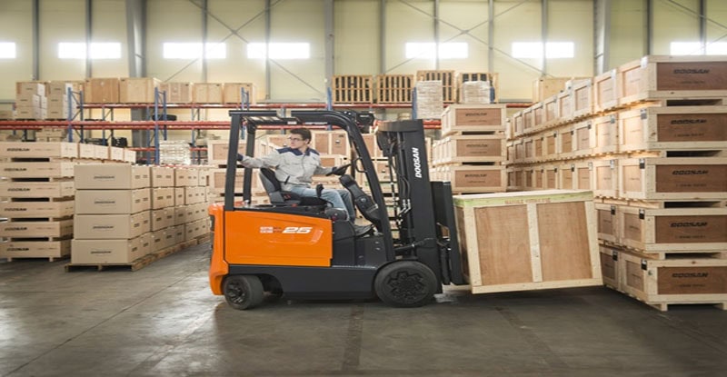 An toàn khi lái xe nâng: Kỹ năng, nguyên tắc cần biết 11 Kỹ năng quan sát