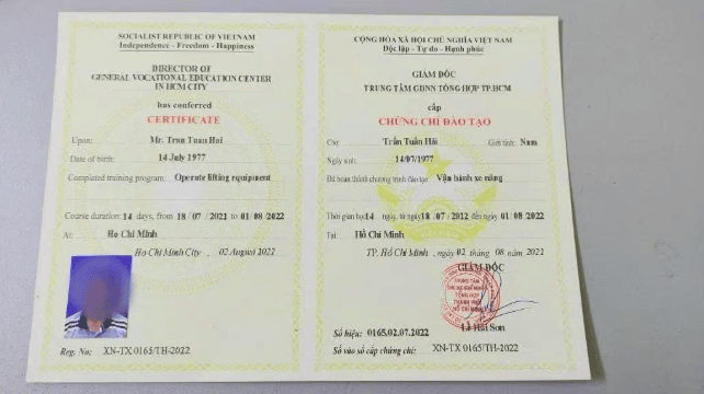 Chứng Chỉ Xe Nâng Có Thời Hạn Không? Cập Nhật Quy Định Mới 4 Chứng chỉ lái xe nâng tại Trường Đào Tạo Lái Xe TPHCM
