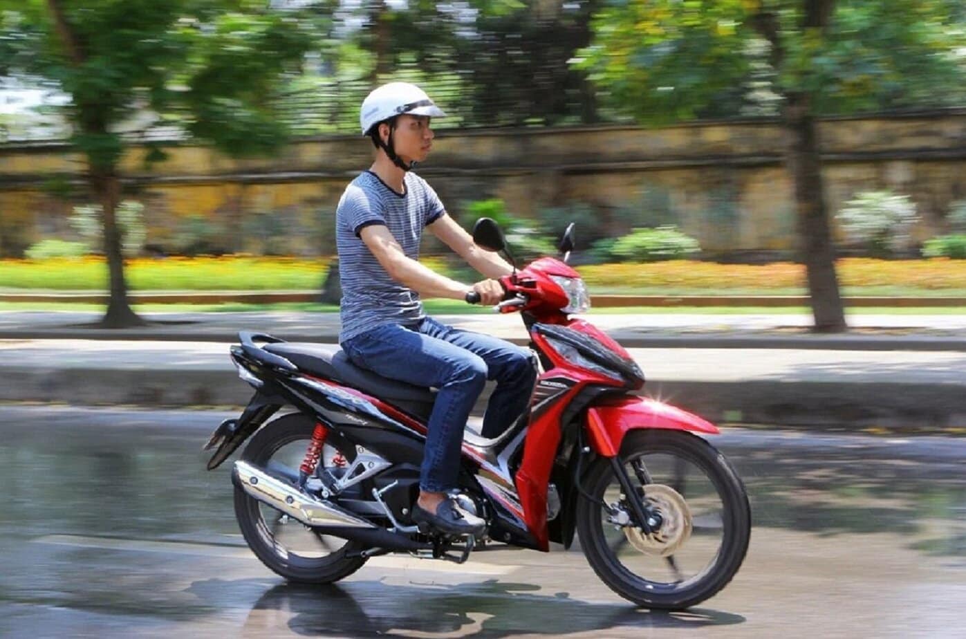 Những lỗi thường gặp khi đạp số xe máy và cách khắc phục