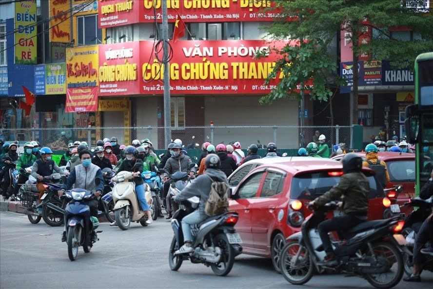 Lỗi Vi Phạm Xe Máy Đi Ngược Chiều: Mức Phạt và Quy Định 8 Cách tránh lỗi vi phạm xe máy đi ngược chiều