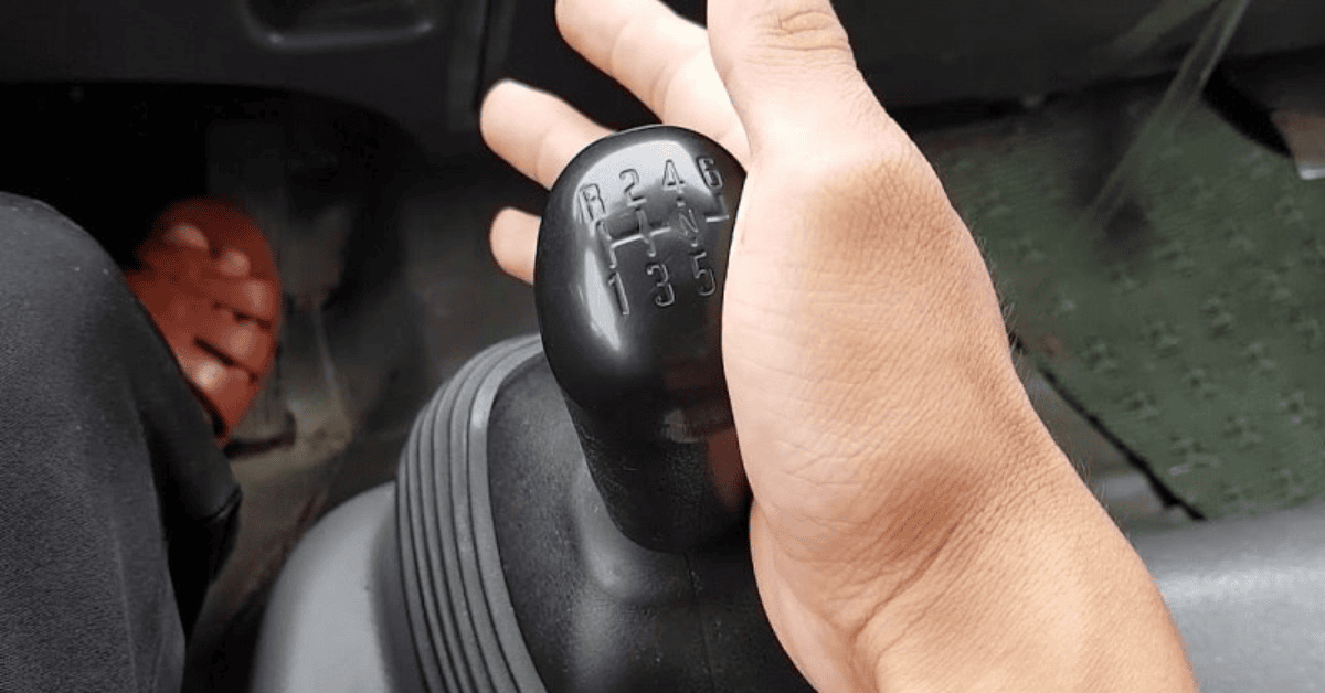 Nguyên nhân dẫn đến xe oto bị kẹt số