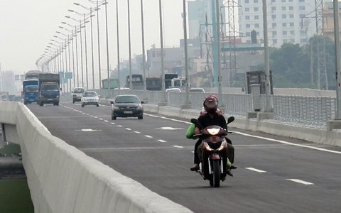 Lỗi Xe Máy Đi Vào Đường Cao Tốc: Mức Phạt, Quy Định & Lưu Ý Quan Trọng 5 Xe máy đi vào đường cao tốc được không?