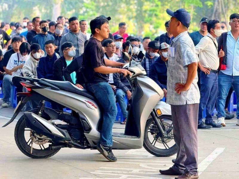 Có Được Thi Bằng Lái Xe Máy Bằng Xe Tay Ga? 7 Thi giấy phép lái xe máy hạng A1 có thể sử dụng xe tay ga hoặc xe số