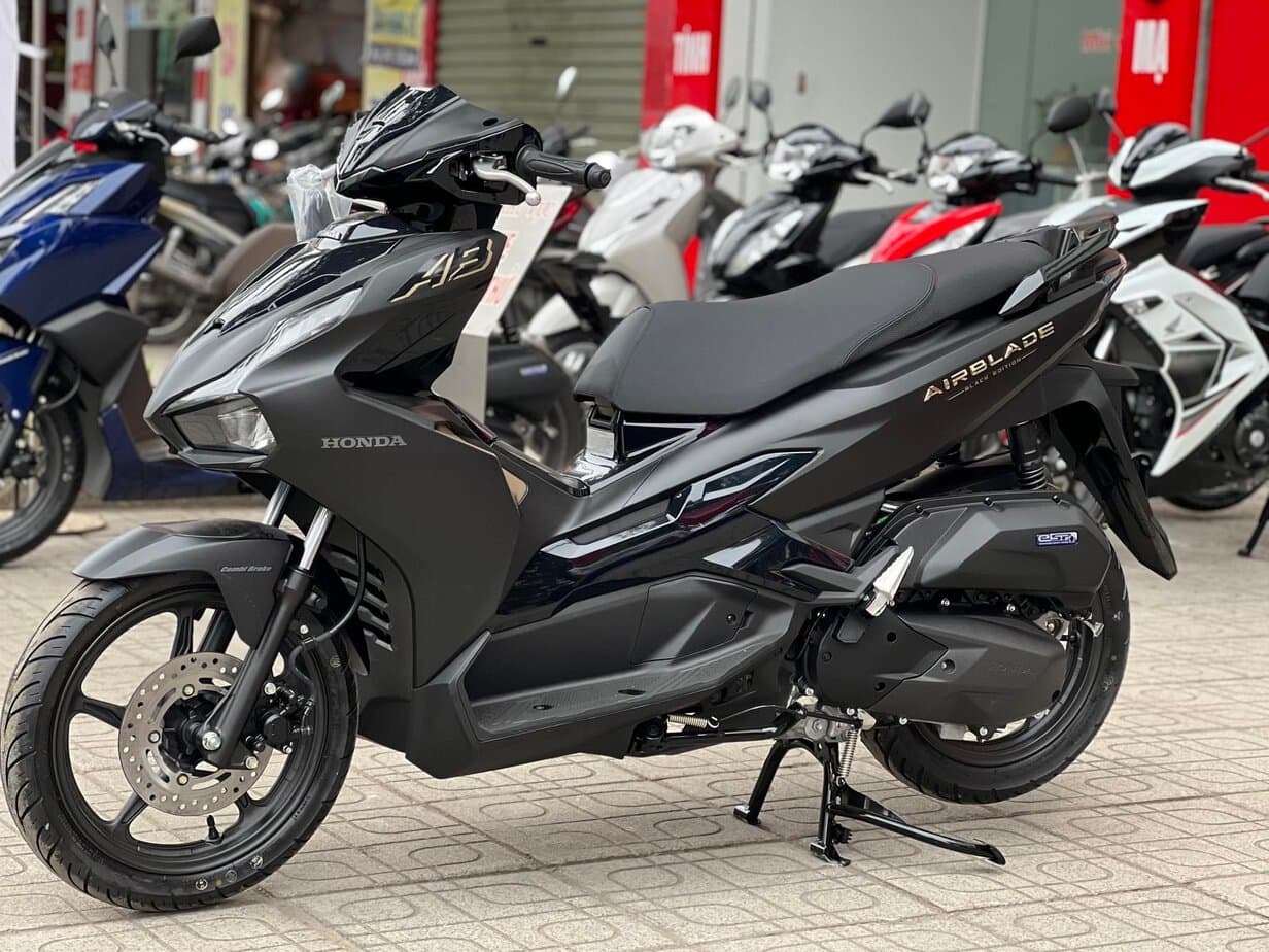 Các Loại Xe Máy Phổ Biến Ở Việt Nam: Ưu Nhược Điểm & Lưu Ý Sử Dụng 13 Xe tay ga là dòng xe sử dụng hộp số vô cấp CVT,